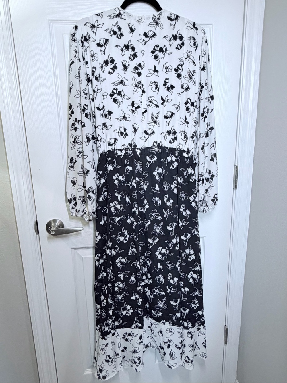 Lane Bryant Black and White Floral Midi Wrap Dress - Picture 3 of 10